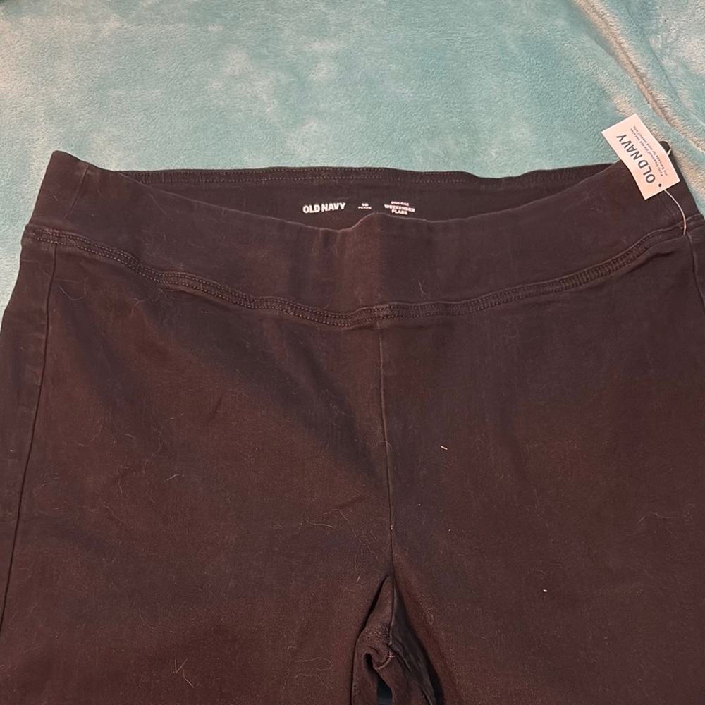 Old Navy Women’s Black Flare Jeans